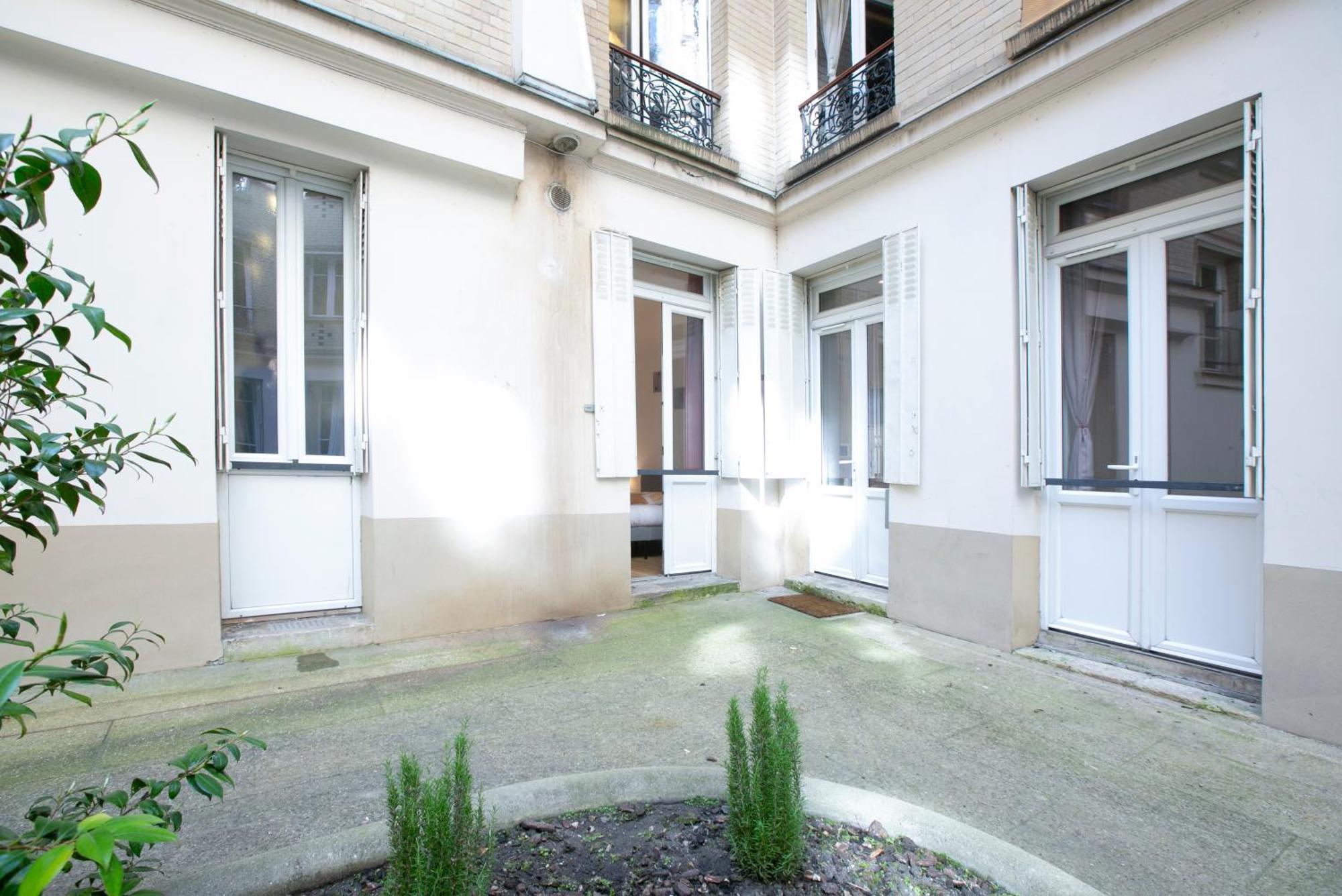 Warm 2 Bedrooms Apartement - C38 Parijs Buitenkant foto